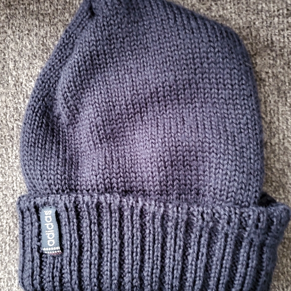 adidas Accessories - Navy Blue Addidas Slouchy Beanie